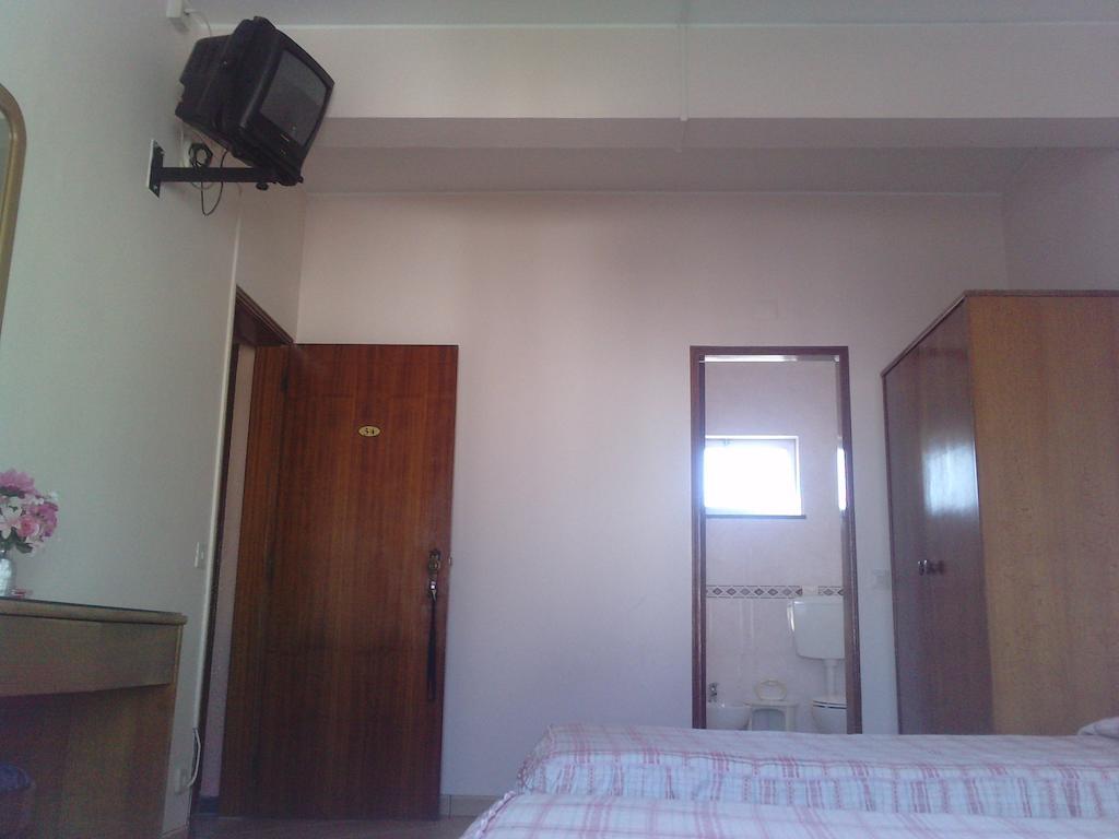Residencial Nosso Paraiso Quarteira Room photo